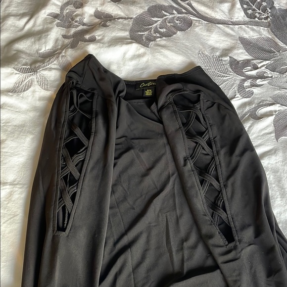 Black Asymmetrical Long Sleeve Blouse - Picture 4 of 4